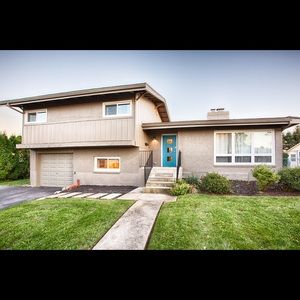 Meet your Posher, Bonnie